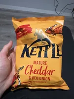 Mature Cheddar And Red Onion Crisps