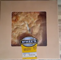 Large Chicken & Mushroom Pie