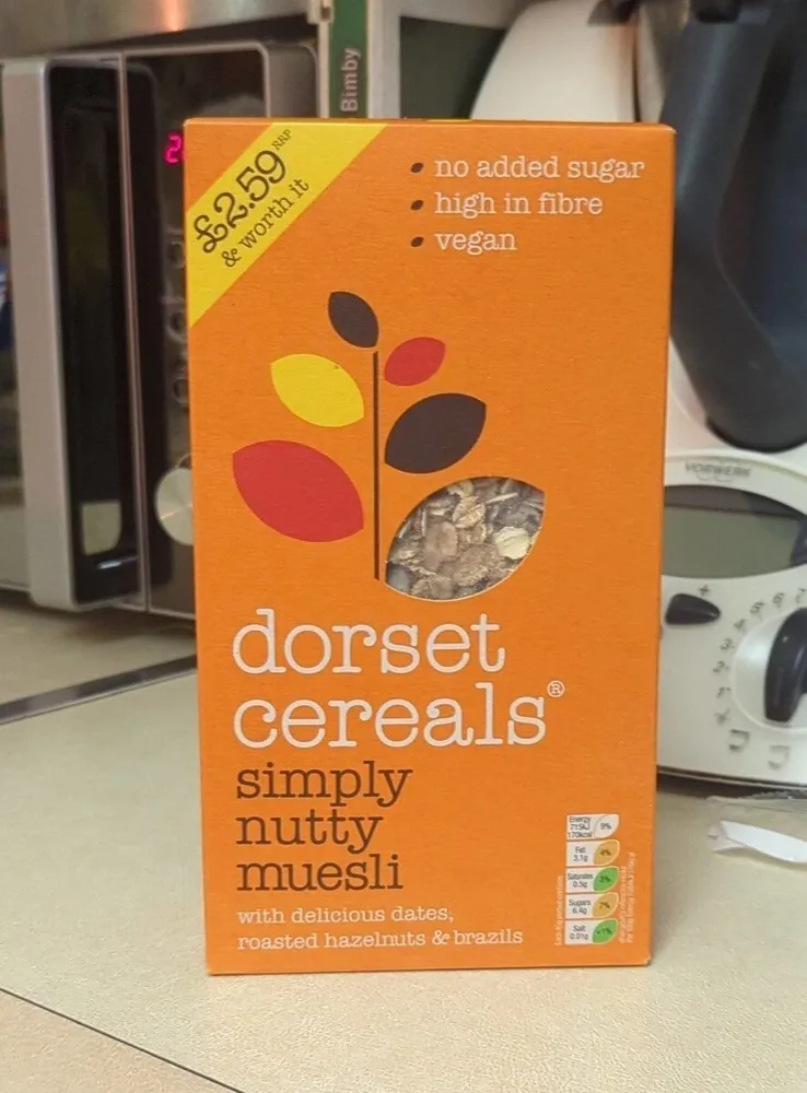 Simply nutty muesli