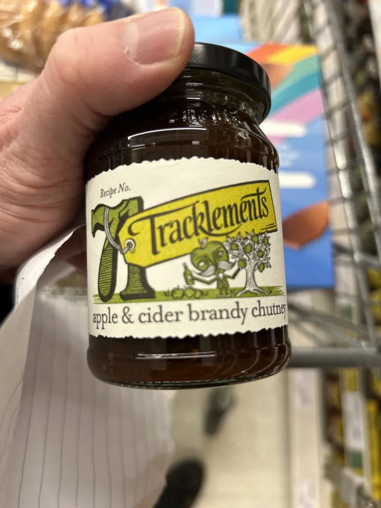 Apple & cider brandy chutney