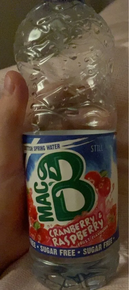 Cranberry & rasberry fruit flavoured scottish spring water