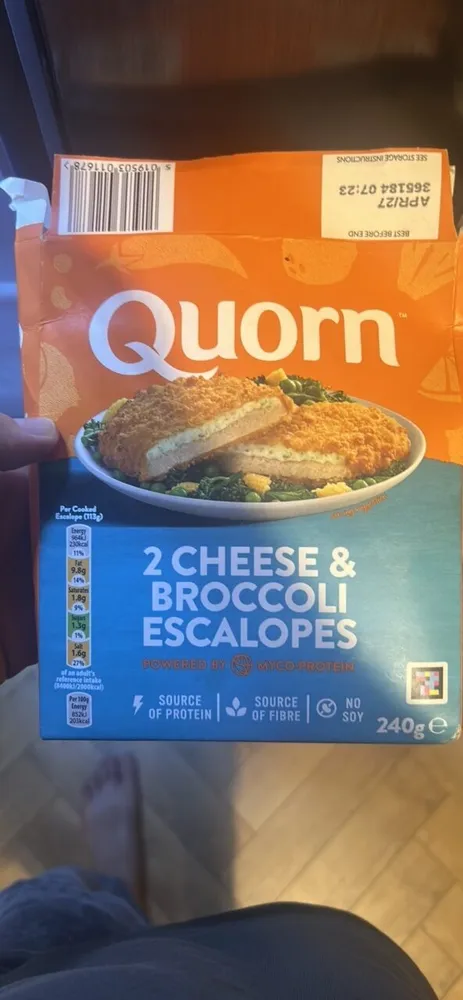 2 Cheese & Broccoli Escalopes