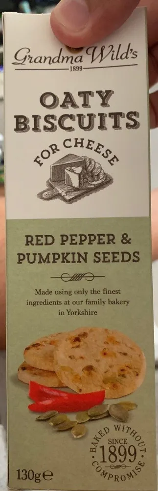 Oaty Biscuits Red Pepper & Pumpkin Seeds