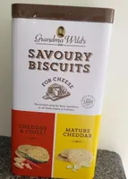 Savoury biscuits for cheese