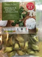 Spinch and ricotta tortelloni
