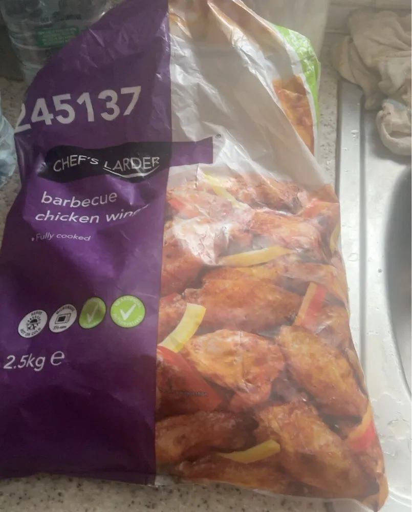 Barbecue chicken wings