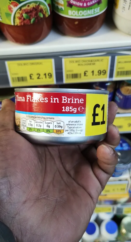 Tunaflakes in brine