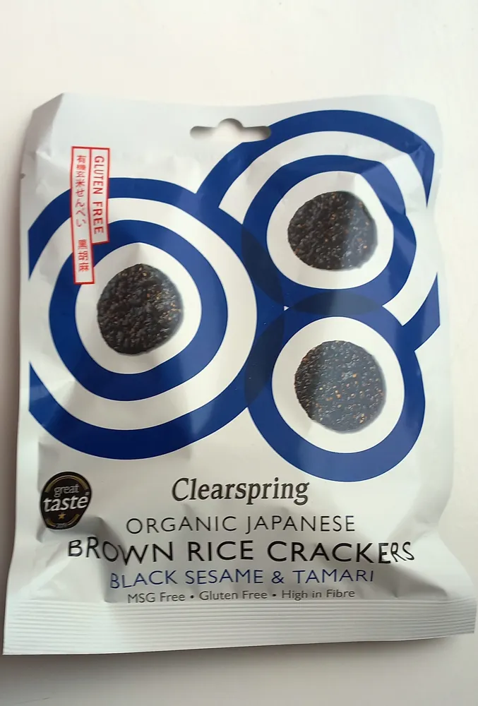 Brown rice crackers, black sesame & tamari