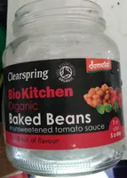 Baked beans in unsweetened tomato sauce