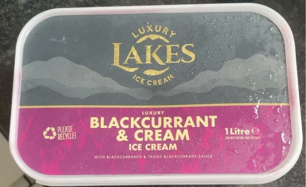 Blackcurrant and cream ice cream