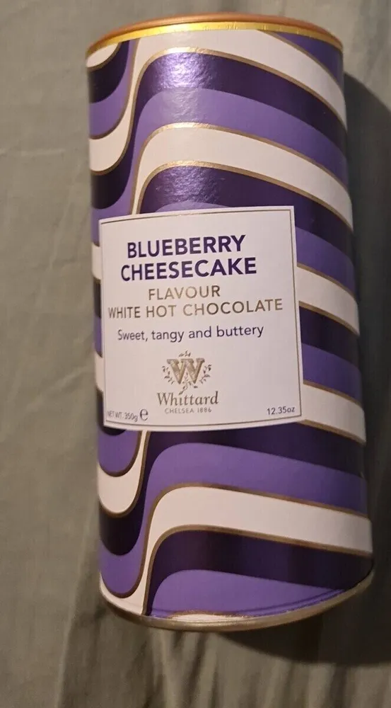 Blueberry cheesecake flavour White hot chocolate