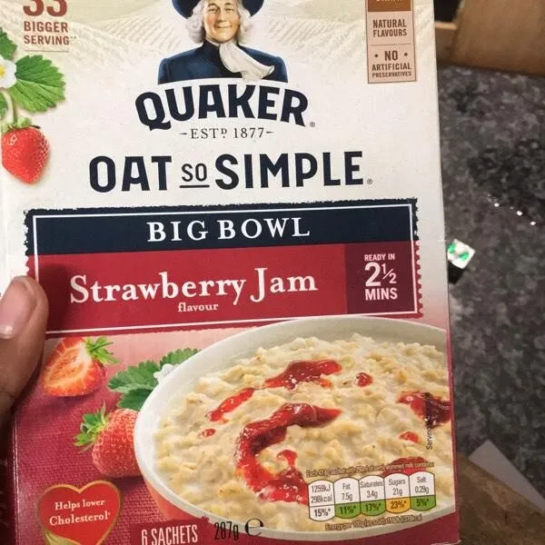 Strawberry oats