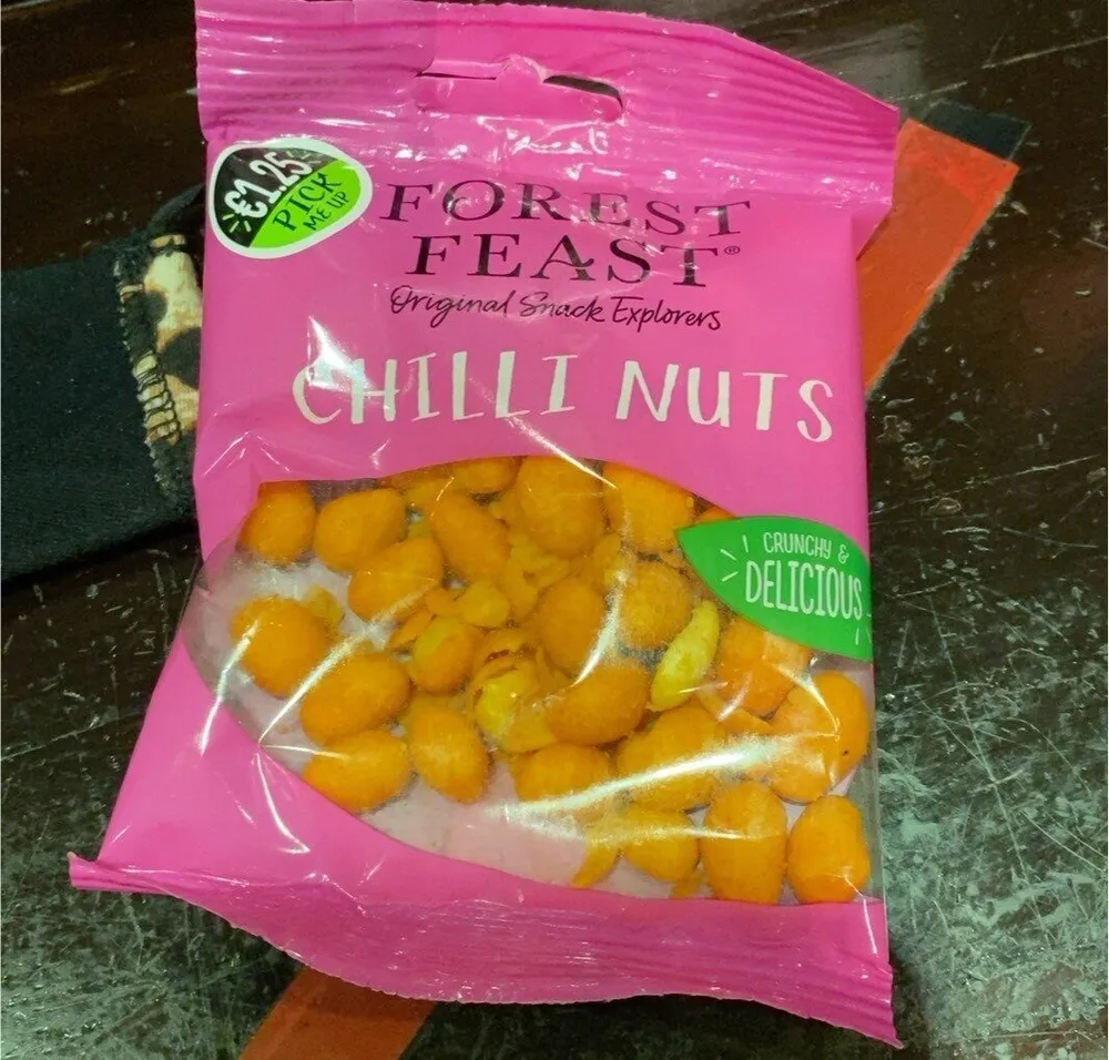 Chilli nuts
