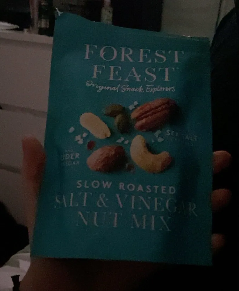 Slow roasted salt & vinegar nut mix