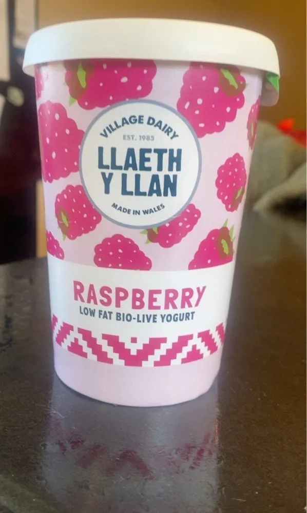 Raspberry low fat bio-live yogurt