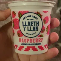 Raspberry yogurt