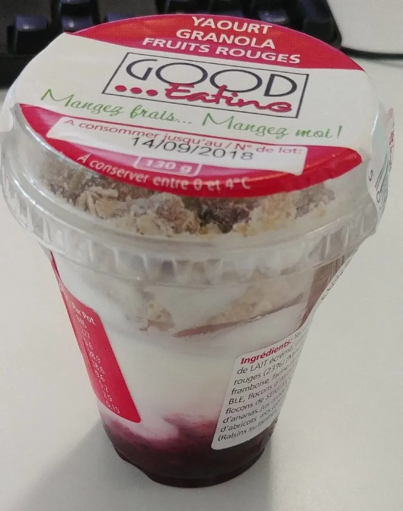 Yaourt granola fruits rouges