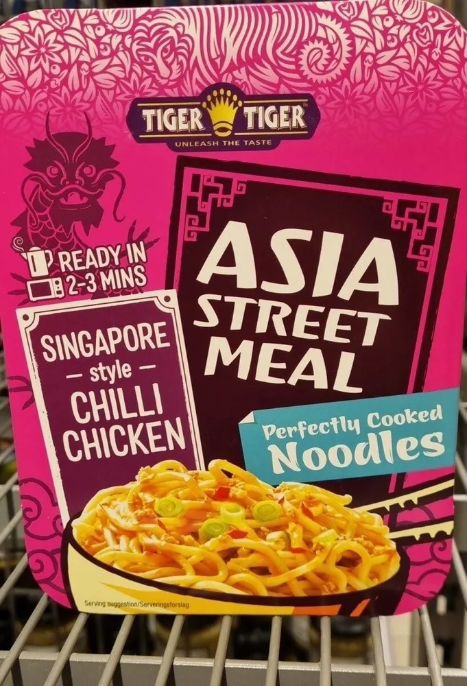 Noodles Singapour style poulet chili