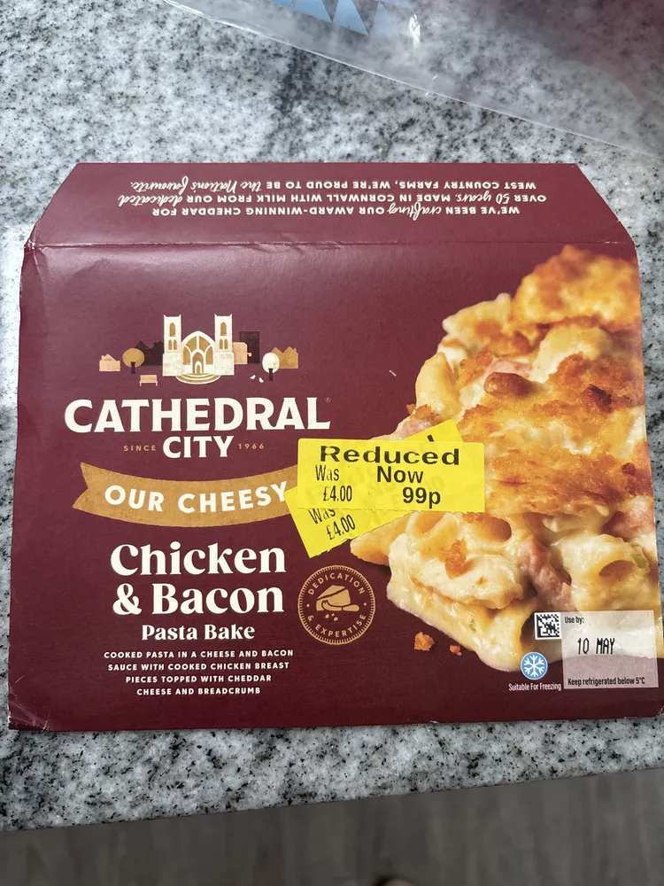 chicken and pasta bake