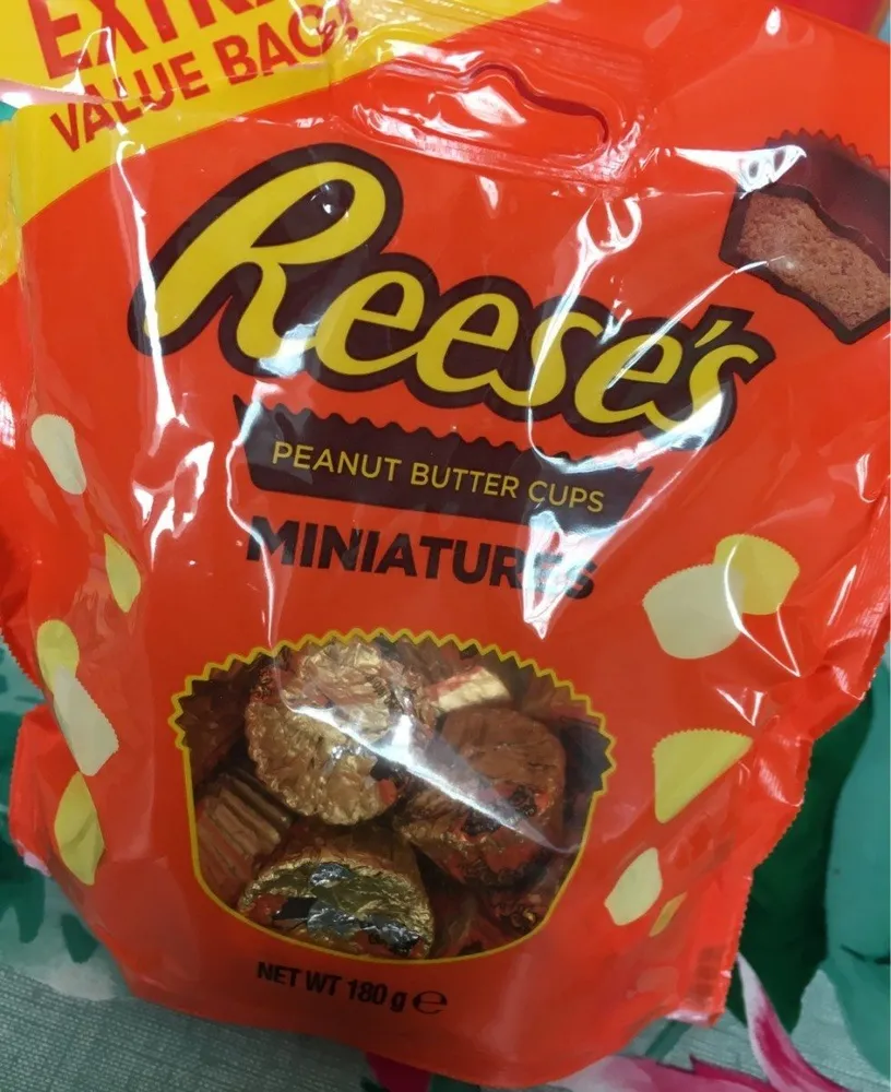 Peanut butter cups miniatures