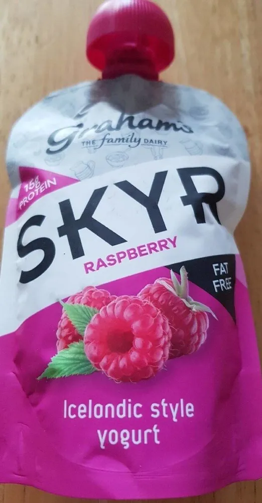 SKYR Raspberry Icelandic style yogurt