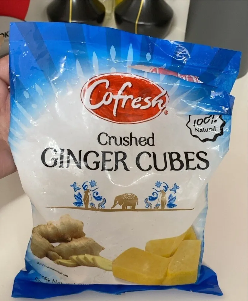 Crushed ginger cubes