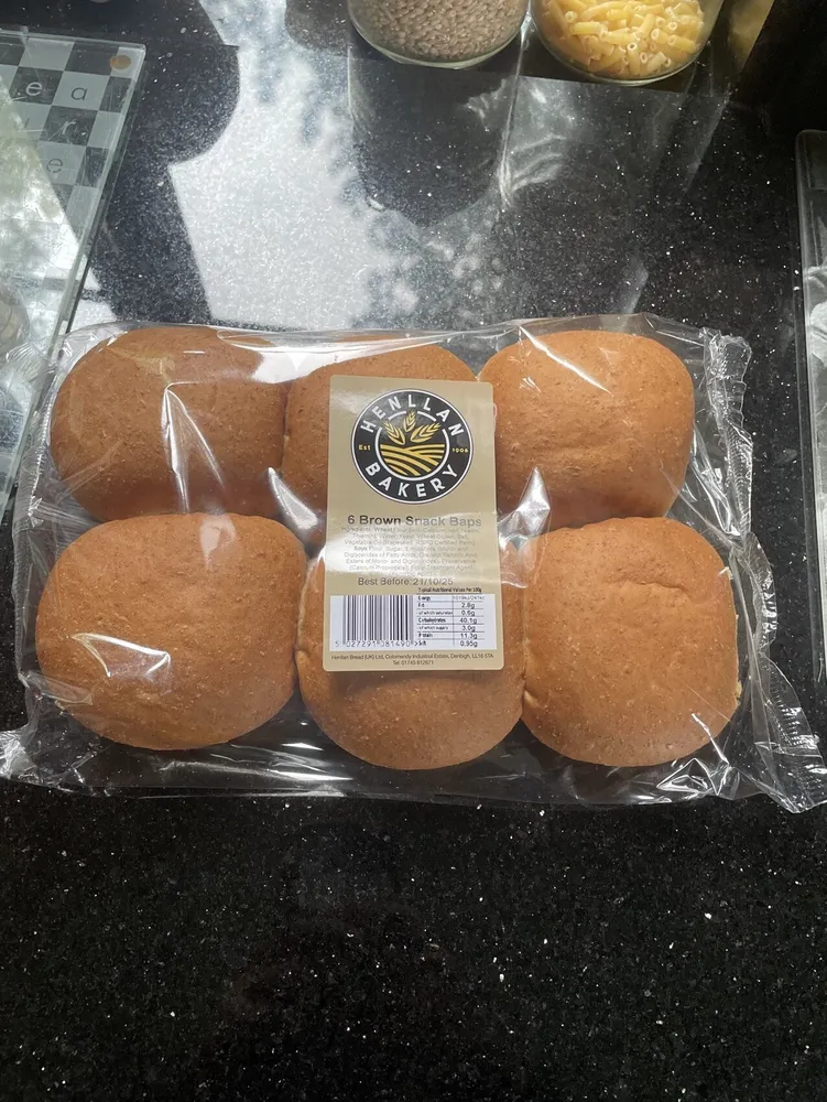 6 Brown Snack Baps