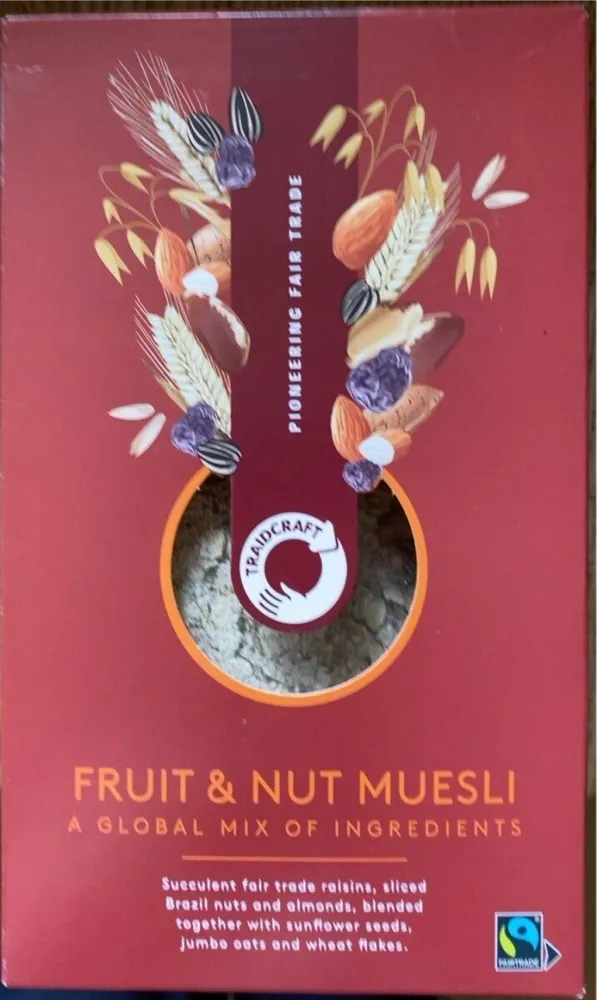 Fruit and nut muesli