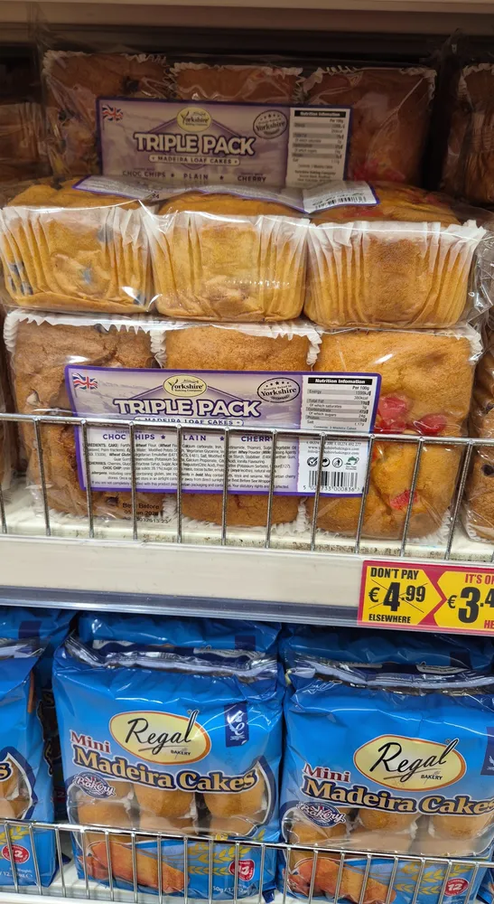 Madeira cakes
