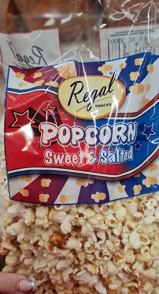 Regal Popcorn sweet & salted