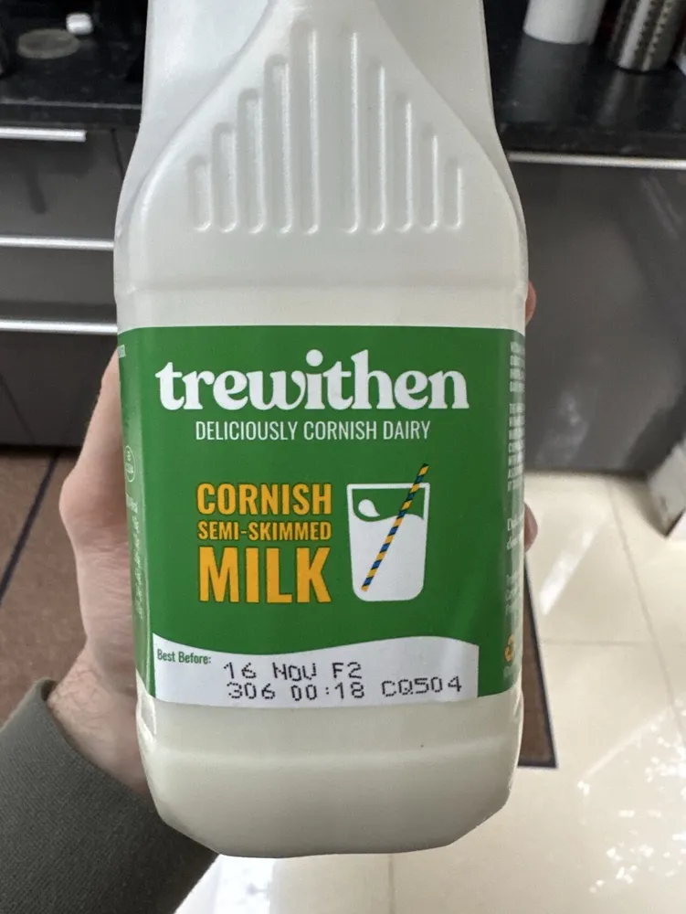 Semi-skimmed Milk