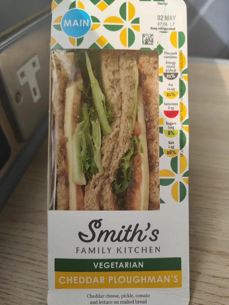 Sandwich Cheddar Ploughman's