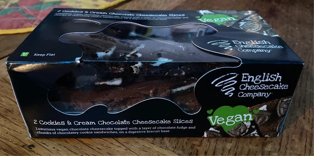 2 cookies & cream chocolate cheesecake slices