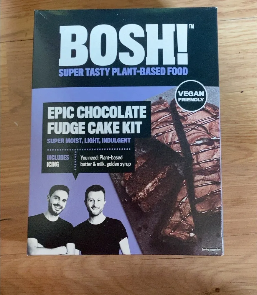 Epic chocolate fudge cake kit
