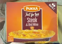 Steak and red wine pie