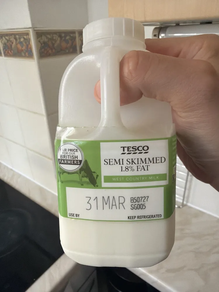 Semi Skimmed 1.8% Fat Milk