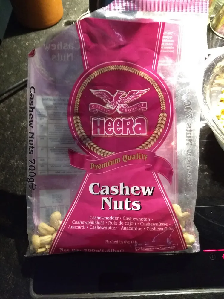 cashew nuts
