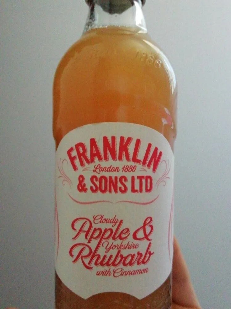 Cloudy apple & yorlshire Rhubarb