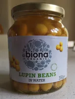 Lupin beans in water