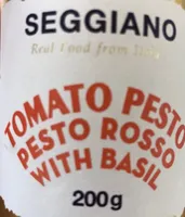 Tomato pesto rosso with basil