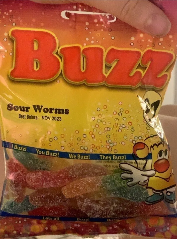 buzz sour worms £1