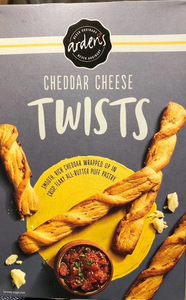 Cheddar Cheese Twists