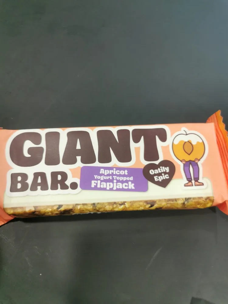 Giant bar apricot & yogurt