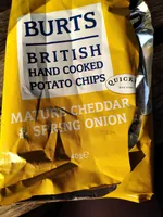 Mature cheddar & spring onion potato chips
