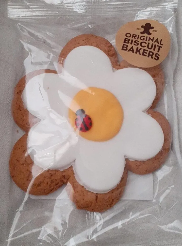 Iced Gingerbread Flower