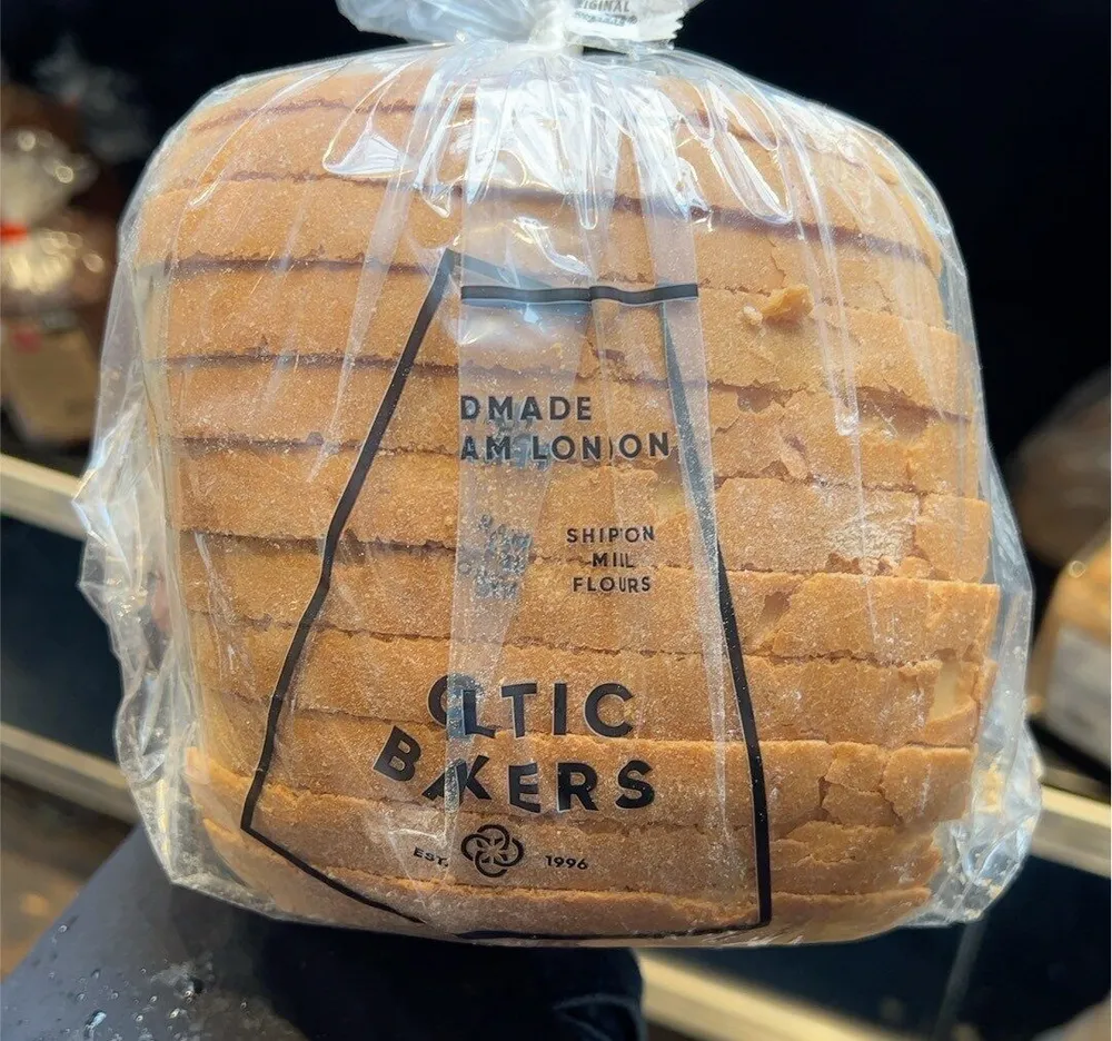 White sliced bread