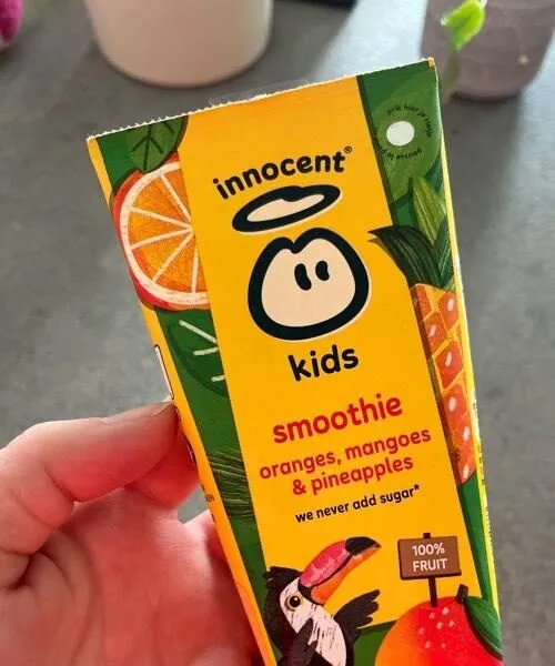 Smoothie orange, mangue, ananas