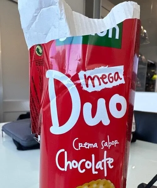 Mega duo chocolate flavored filling