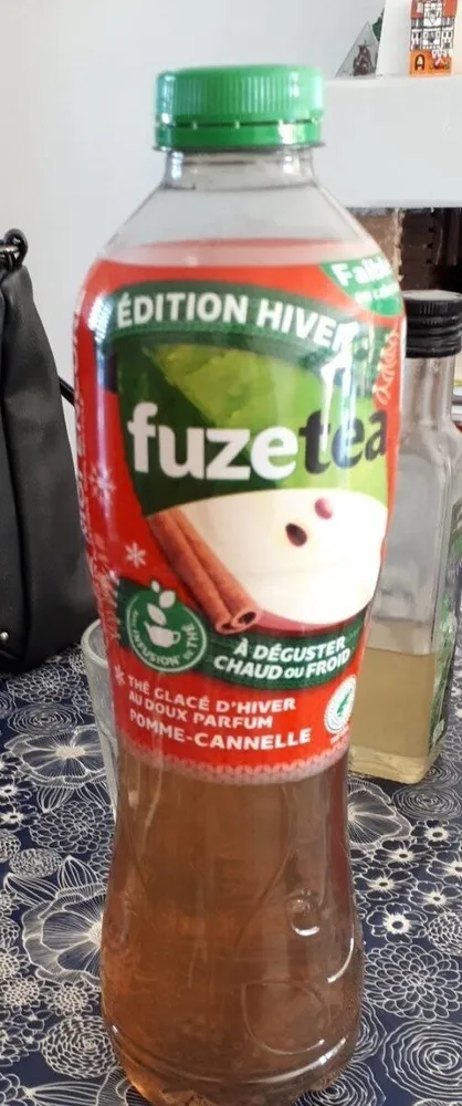 Thé glacé d'hiver pomme-cannelle