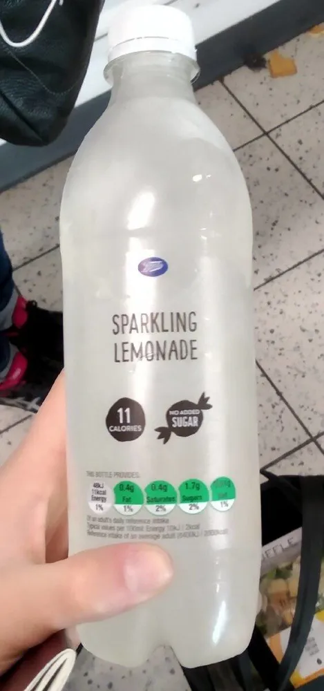 Sparkling lemonade